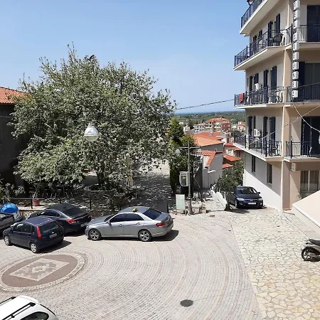 Traditional Stone House With Breathtaking View. Сasa de vacaciones